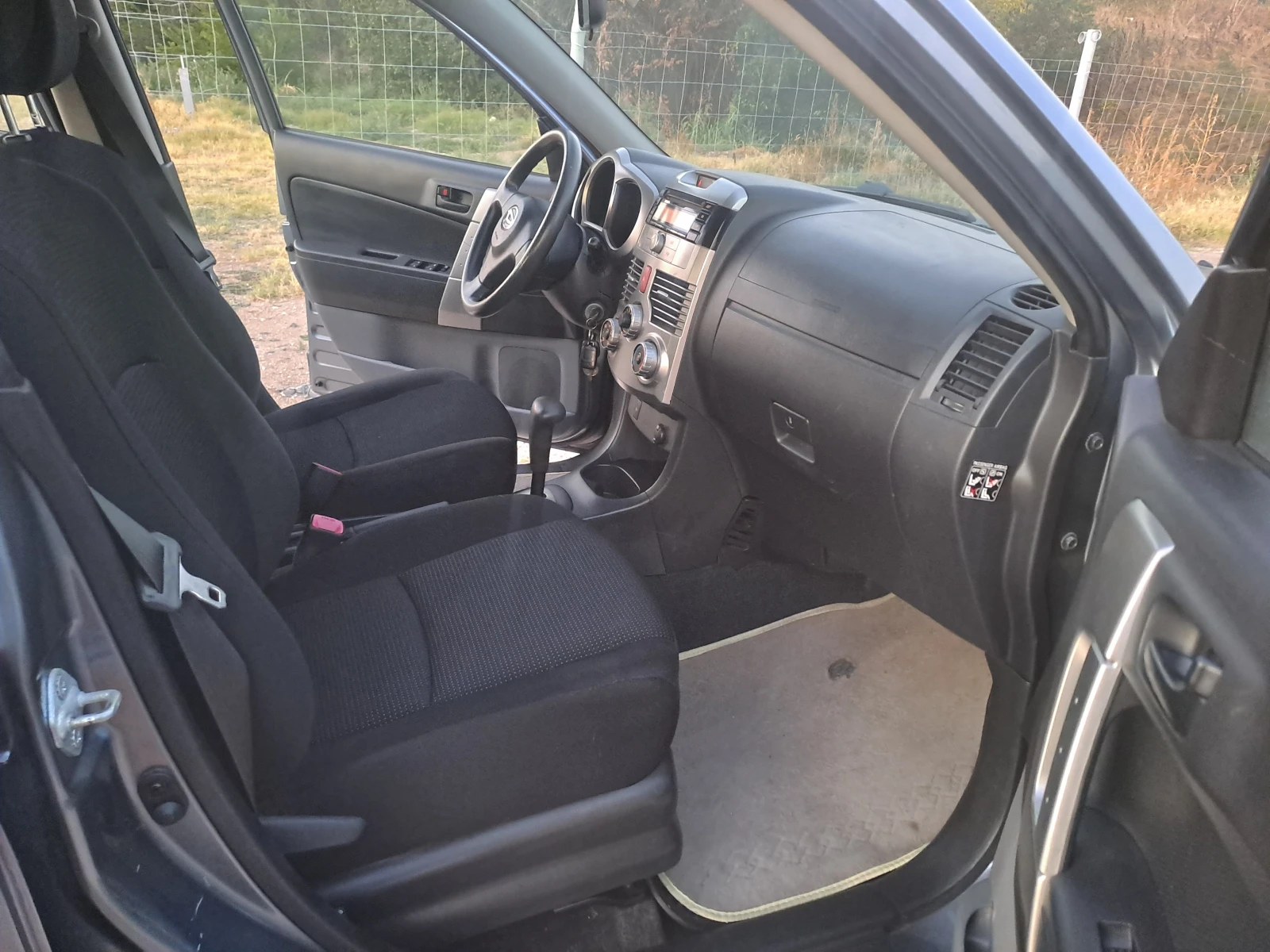 Daihatsu Terios 1.5iAУТОМАТ 4Х4 ESKLUZIVE  - изображение 7