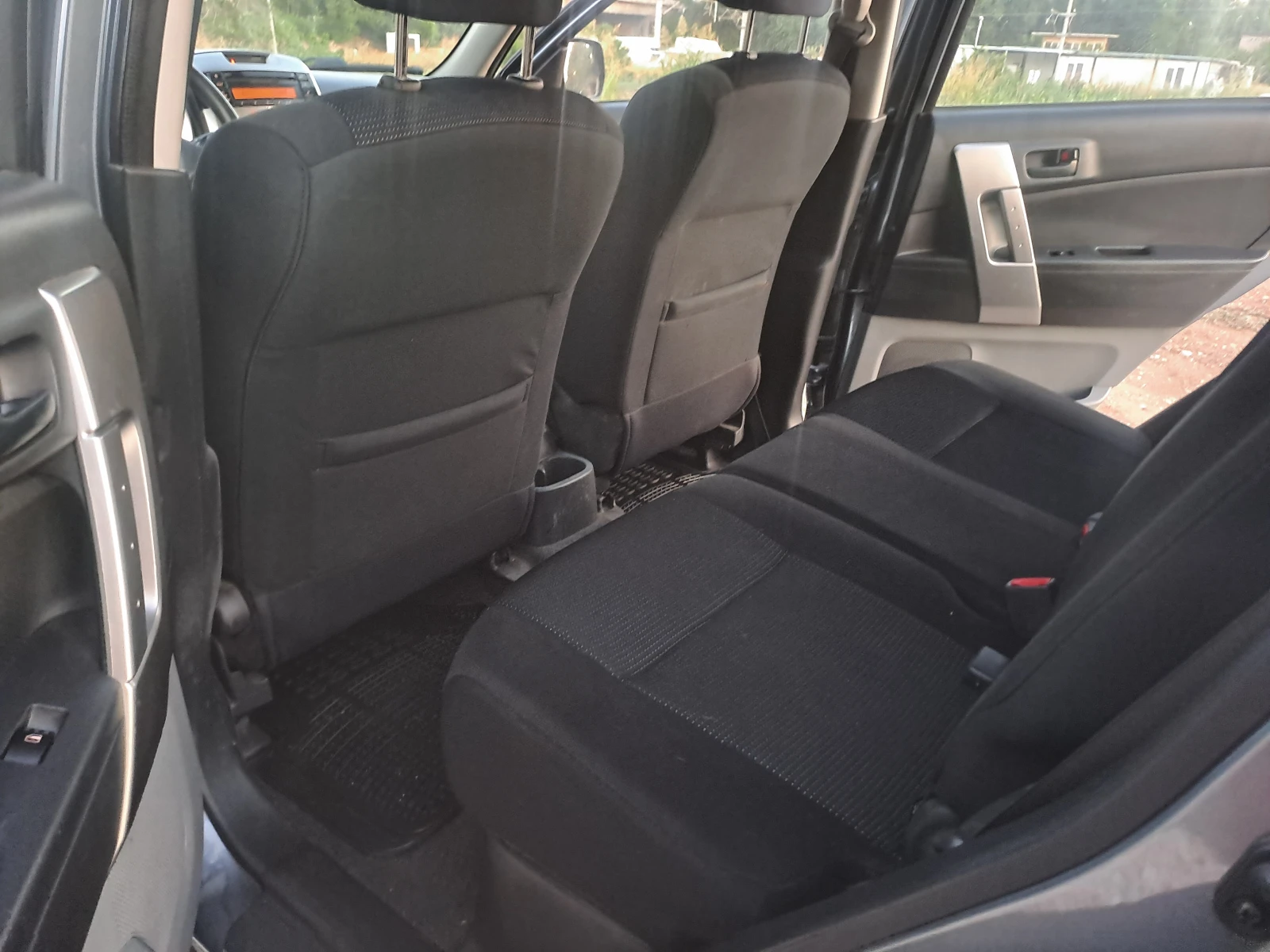 Daihatsu Terios 1.5iAУТОМАТ 4Х4 ESKLUZIVE  - изображение 10