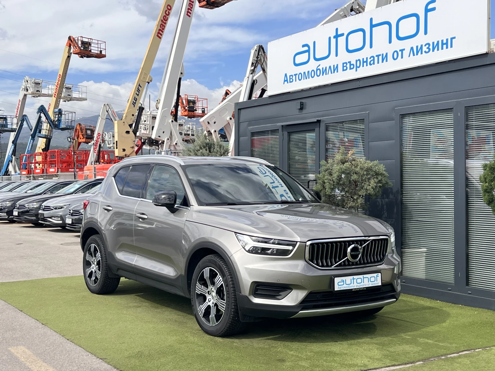 Volvo XC40 INSCRIPTION/2.0D4/190k.c./AT8/4х4, снимка 6 - Автомобили и джипове - 54517264