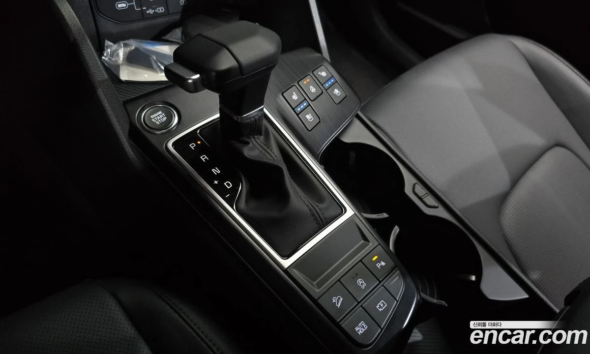 Kia Sportage 1.6 Turbo Prestige * 8 471 КМ, снимка 11 - Автомобили и джипове - 55676805