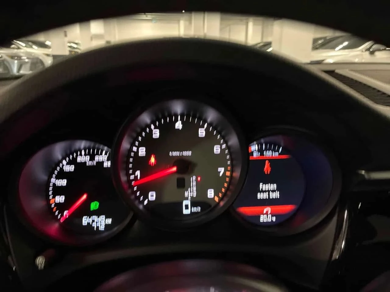 Porsche Macan, снимка 8 - Автомобили и джипове - 56710684