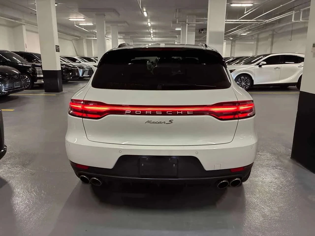Porsche Macan, снимка 4 - Автомобили и джипове - 56710684