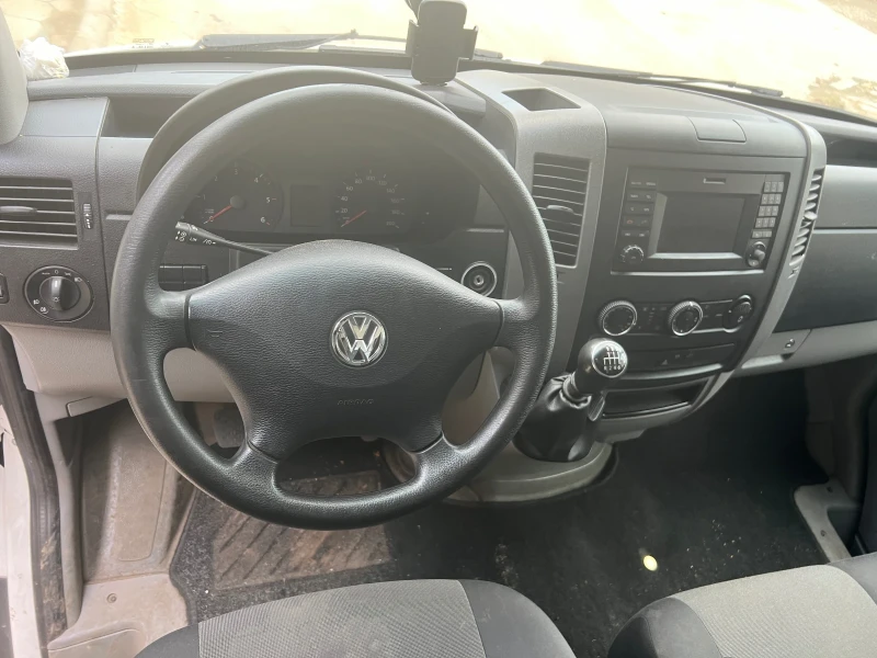 VW Crafter, снимка 6 - Бусове и автобуси - 48851540