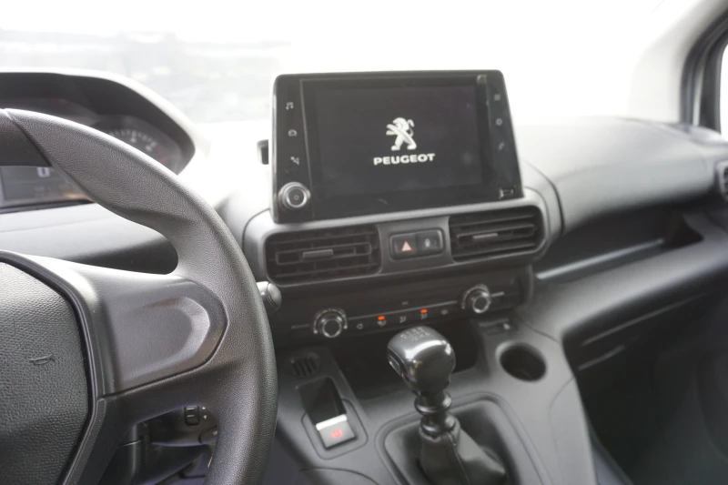 Peugeot Partner, снимка 13 - Бусове и автобуси - 53414326