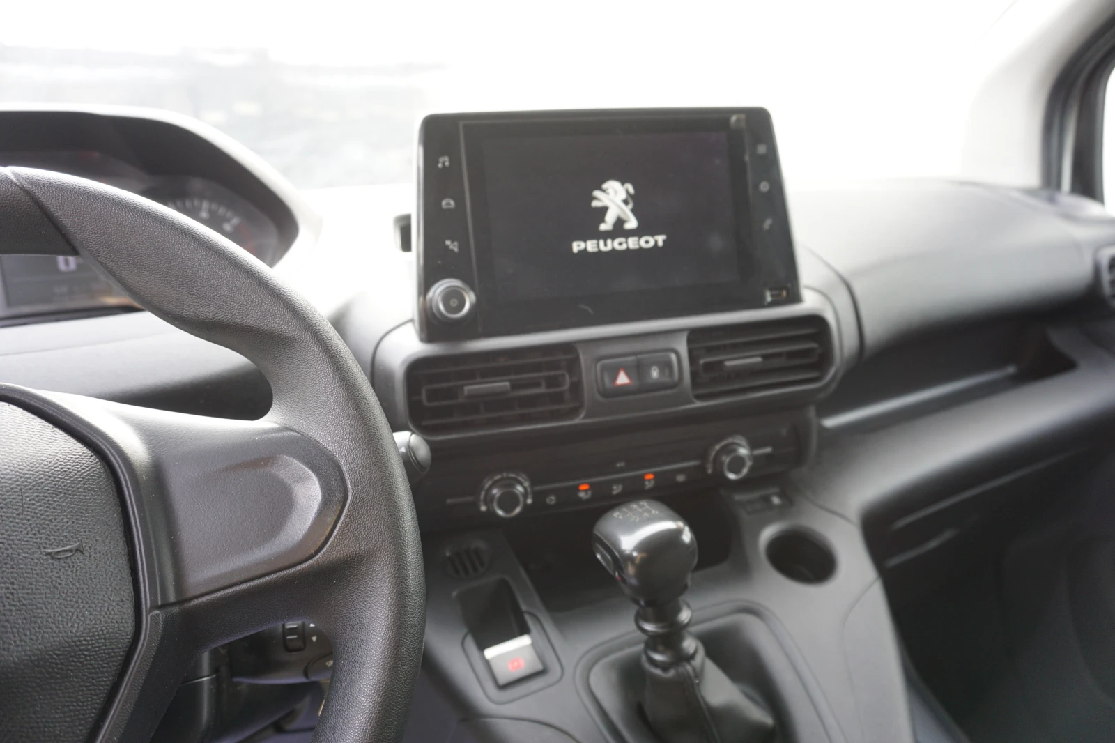 Peugeot Partner 1.5/���������/131kc/��������� ���������  | Mobile.bg � ����������� 13