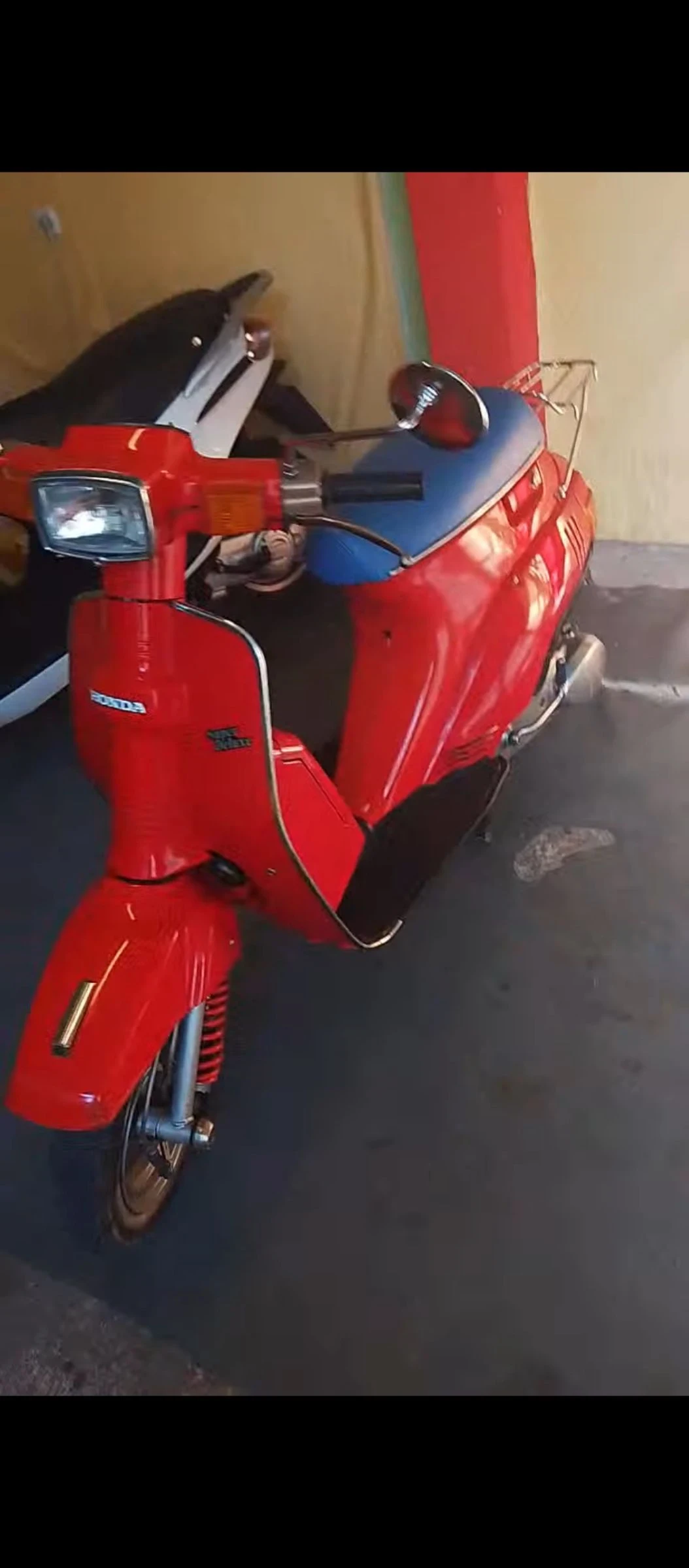 Honda Eve Ретро 