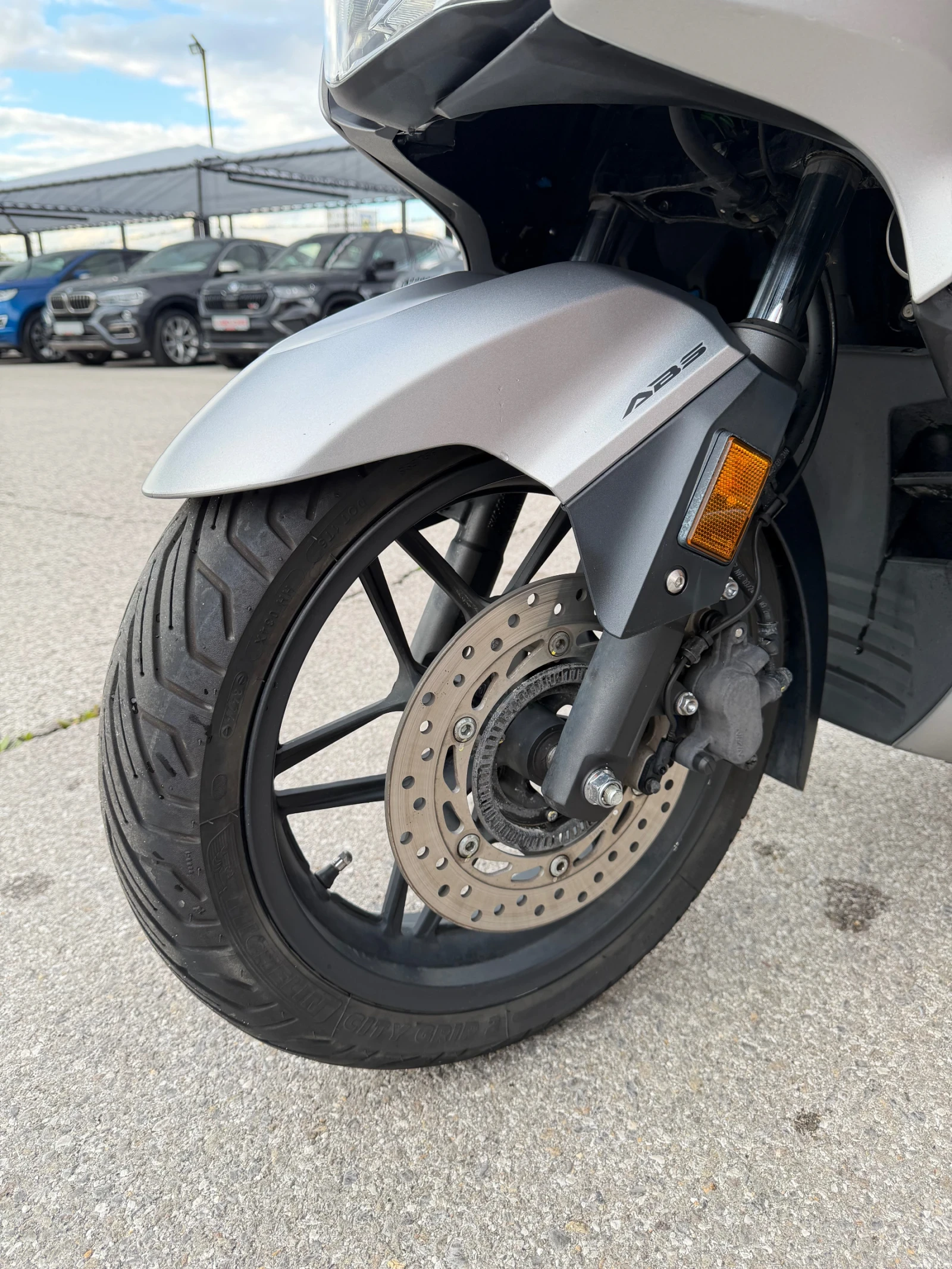 Honda Forza 125* FACELIFT* ABS* TCS* LED* 20000км, снимка 7 - Мотоциклети и мототехника - 56654305