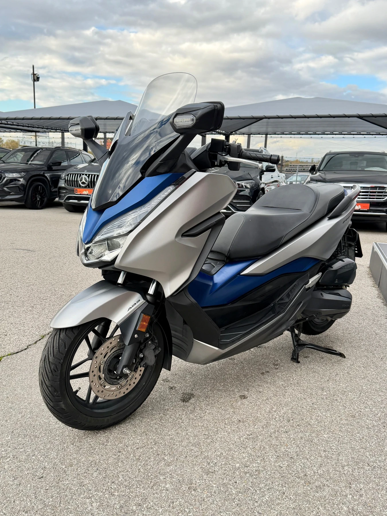Honda Forza 125* FACELIFT* ABS* TCS* LED* 20000км, снимка 8 - Мотоциклети и мототехника - 56654305
