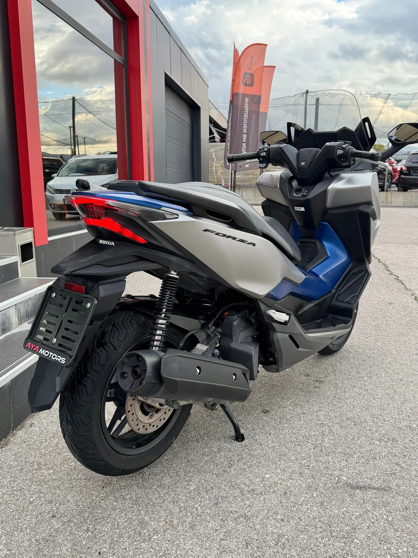 Honda Forza 125* FACELIFT* ABS* TCS* LED* 20000км, снимка 5 - Мотоциклети и мототехника - 56654305