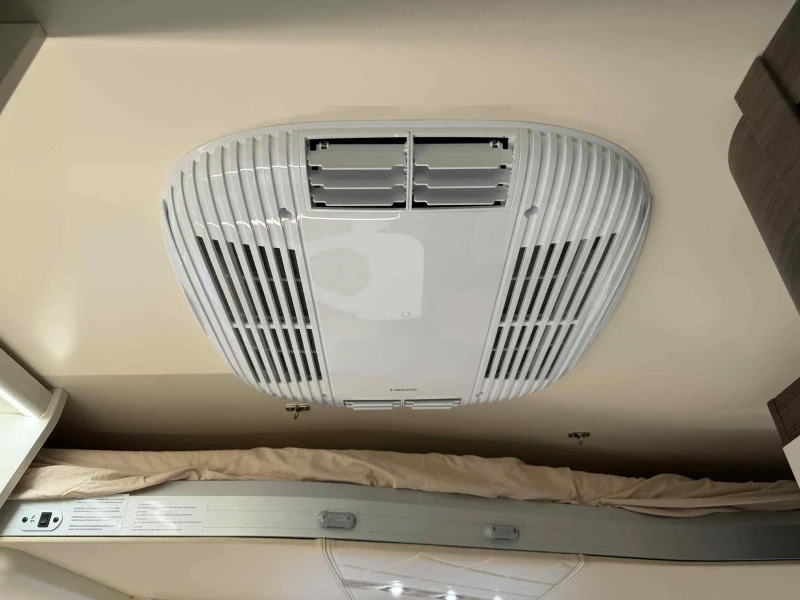 Кемпер McLouis Yearling 165к.с. FULL НАПЪЛНО ОБОРУДВАН, снимка 8 - Каравани и кемпери - 52256147