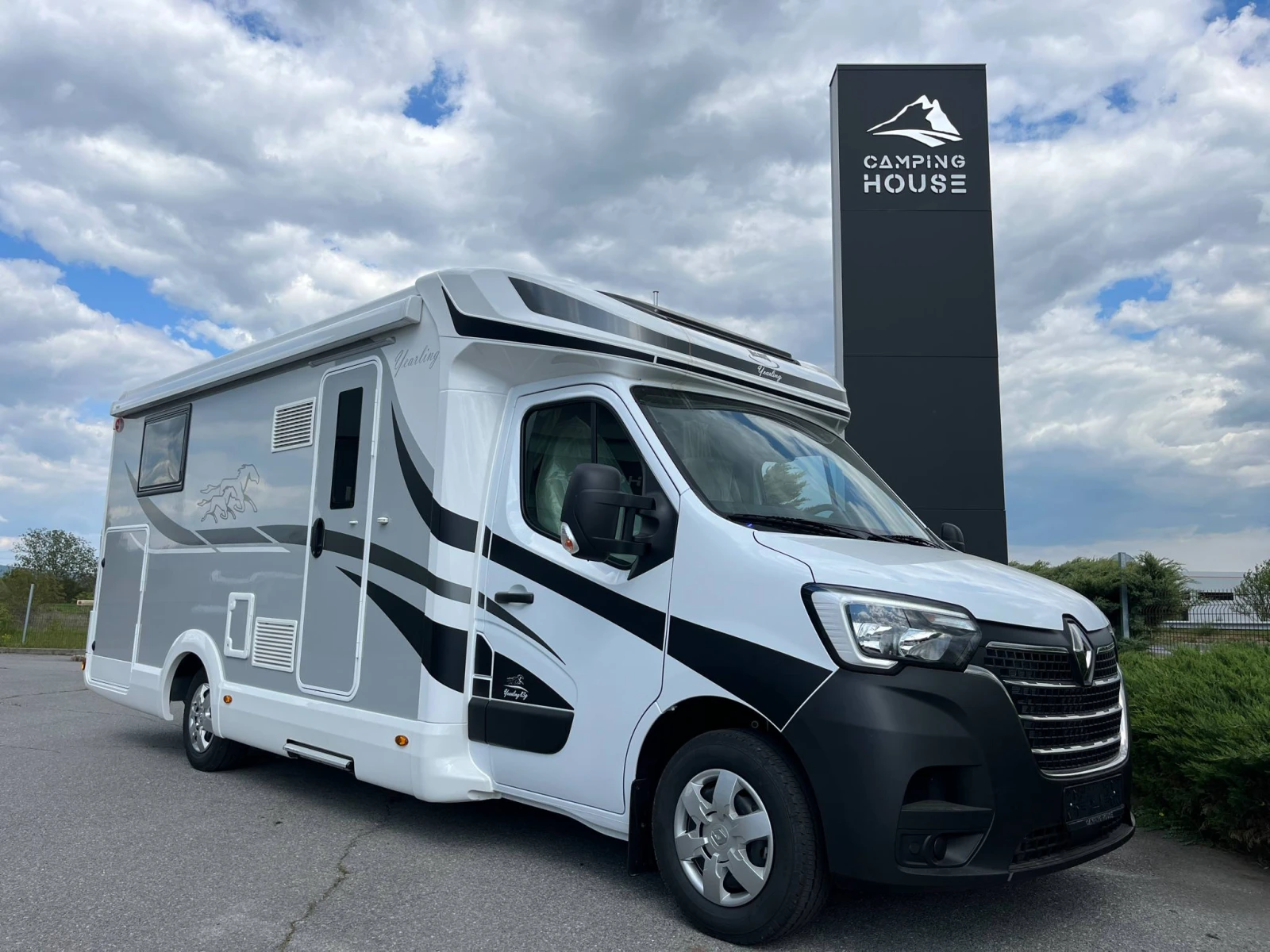  McLouis Yearling 165.. FULL   | Mobile.bg   1