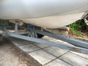 Надуваема лодка Valiant D-300 RIB, снимка 7