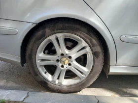 Mercedes-Benz E 320 Facelift, снимка 3