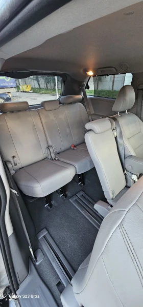 Toyota Sienna, снимка 13