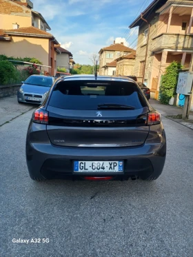 Peugeot 208 1.2 бензин , снимка 6