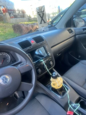 VW Golf | Mobile.bg    7