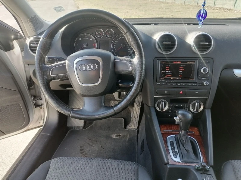 Audi A3 8P 2.0 TDI, снимка 5 - Автомобили и джипове - 48538659