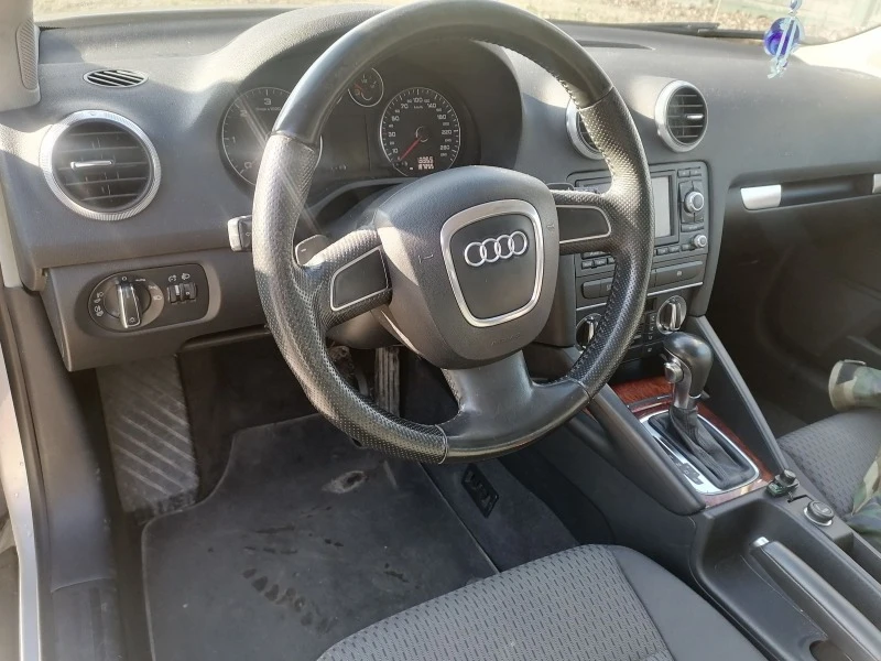 Audi A3 8P 2.0 TDI, снимка 6 - Автомобили и джипове - 48538659