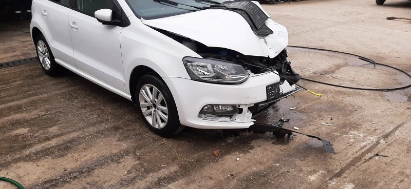 VW Polo 1.2tsi, снимка 4 - Автомобили и джипове - 44994465