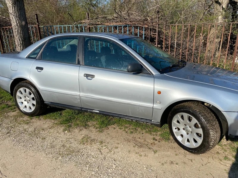 Audi A4, снимка 8 - Автомобили и джипове - 46972246