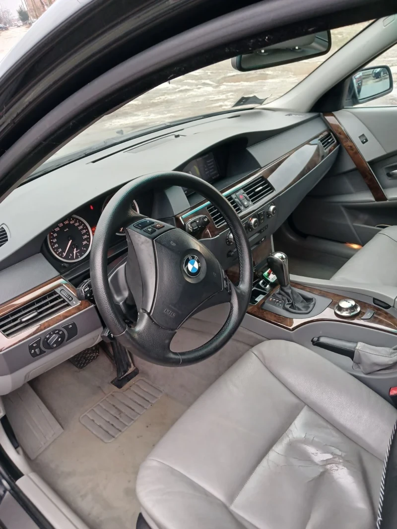 BMW 525, снимка 4 - Автомобили и джипове - 47012641