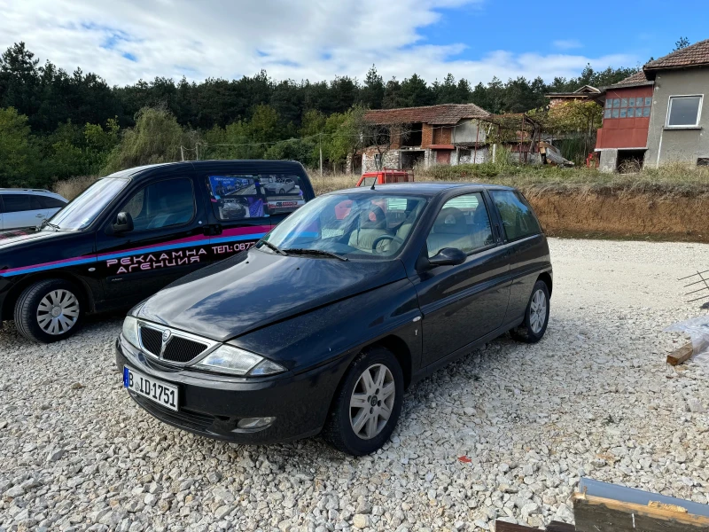 Lancia Ypsilon Cosmopolitan , снимка 1 - Автомобили и джипове - 47415350