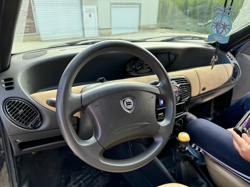 Lancia Ypsilon Cosmopolitan , снимка 5 - Автомобили и джипове - 47415350