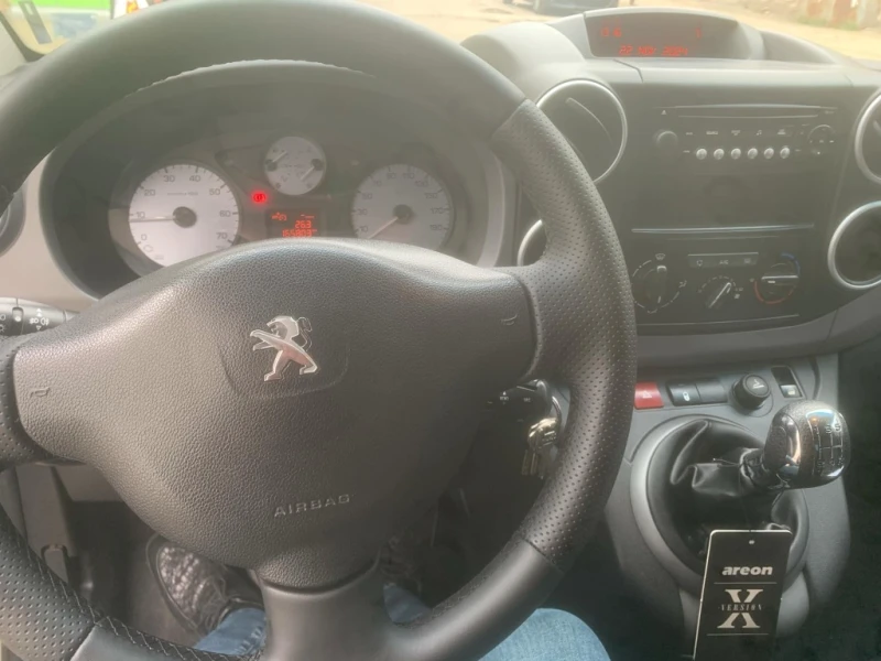 Peugeot Partner 1.6 HDI, снимка 10 - Автомобили и джипове - 48068043