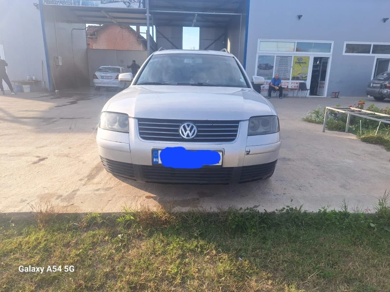 VW Passat, снимка 1 - Автомобили и джипове - 48576888