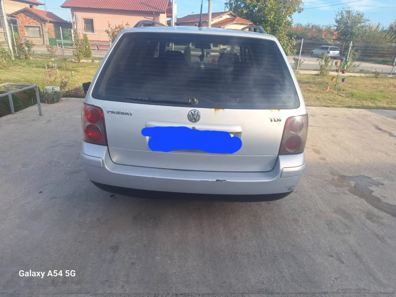 VW Passat, снимка 12 - Автомобили и джипове - 48576888