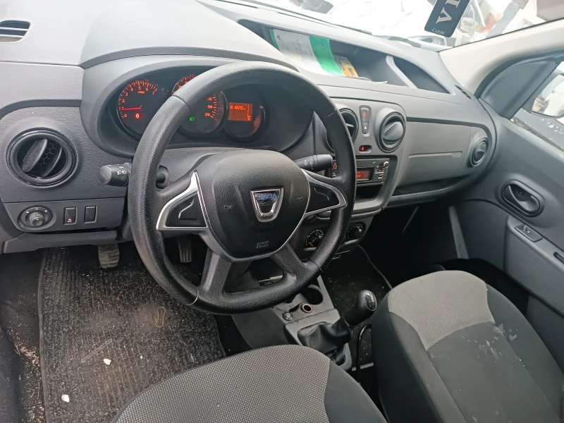 Dacia Dokker 1.6 бензин газ, снимка 7 - Автомобили и джипове - 48605060