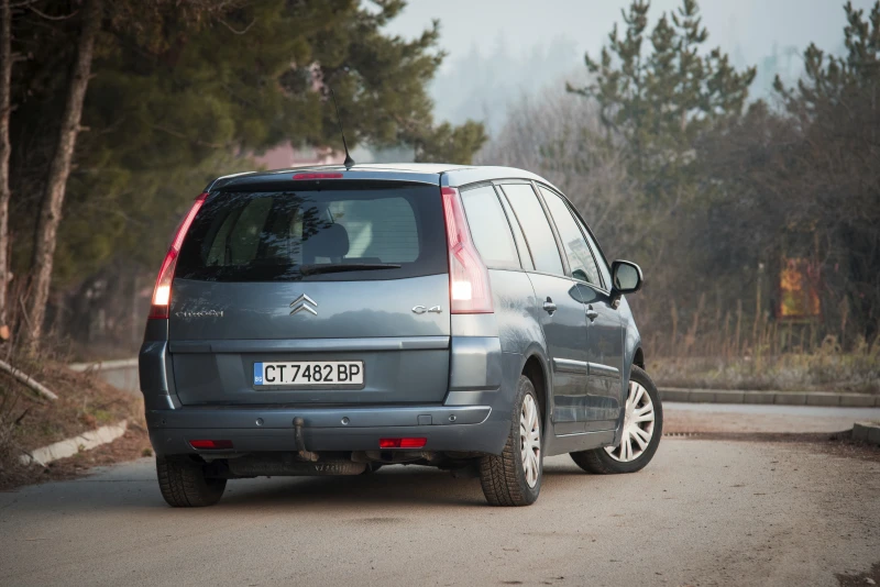 Citroen Grand C4 Picasso 1.6 HDi, снимка 7 - Автомобили и джипове - 49329936