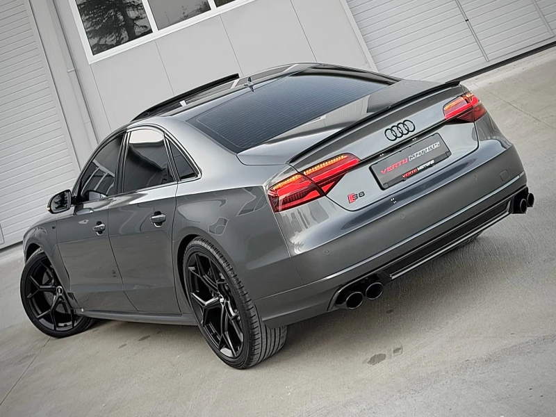 Audi S8 PLUS/ 700hp/ CERAMICA/ 3xTV/ CARBON/ POP&BANG/, снимка 5 - Автомобили и джипове - 52381015