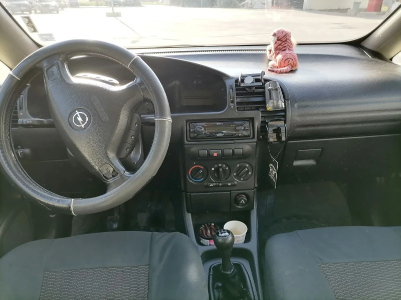 Opel Zafira, снимка 10 - Автомобили и джипове - 52829796
