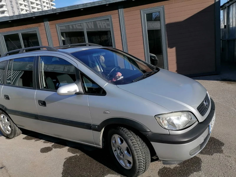 Opel Zafira, снимка 2 - Автомобили и джипове - 52829796