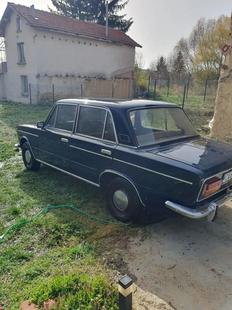 Lada 2103 1500