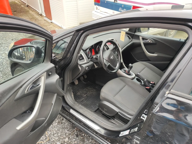 Opel Astra Опел Астра 1.4 бензин, снимка 6 - Автомобили и джипове - 53506643