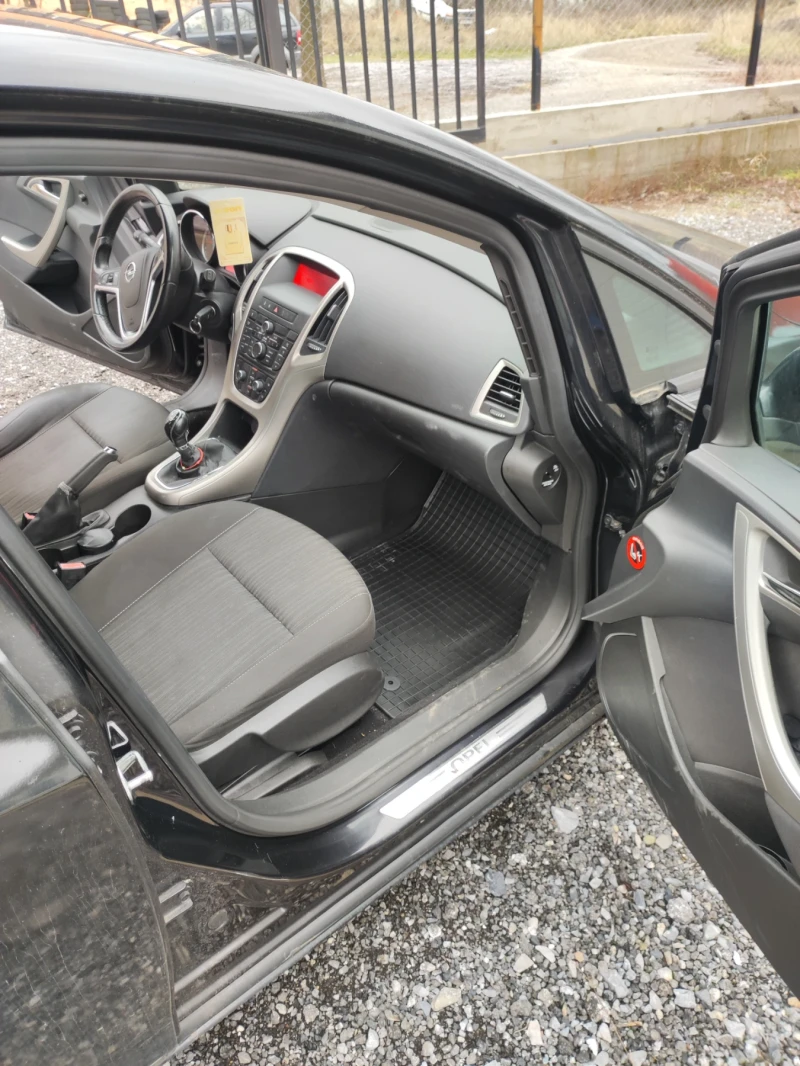 Opel Astra Опел Астра 1.4 бензин, снимка 10 - Автомобили и джипове - 53506643