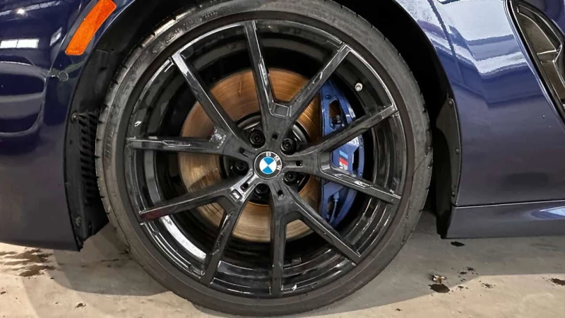 BMW 850 * xDrive* Tanzanite blue* Crystal* Heads up* Distr, снимка 7 - Автомобили и джипове - 53508026