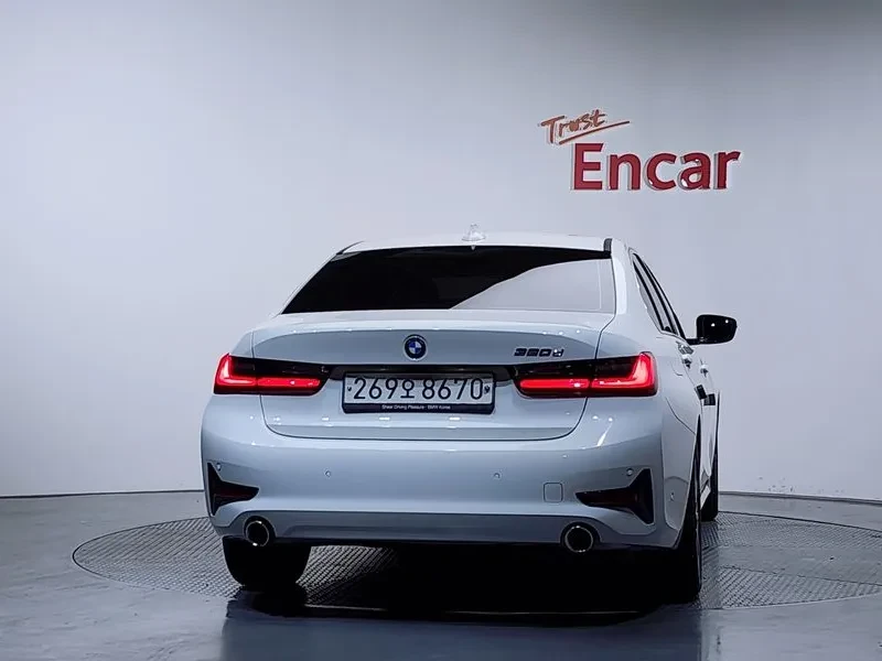 BMW 320 - САМО 30% АВАНС, снимка 4 - Автомобили и джипове - 55406694