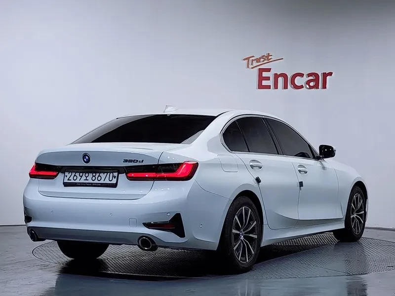 BMW 320 - САМО 30% АВАНС, снимка 2 - Автомобили и джипове - 55406694