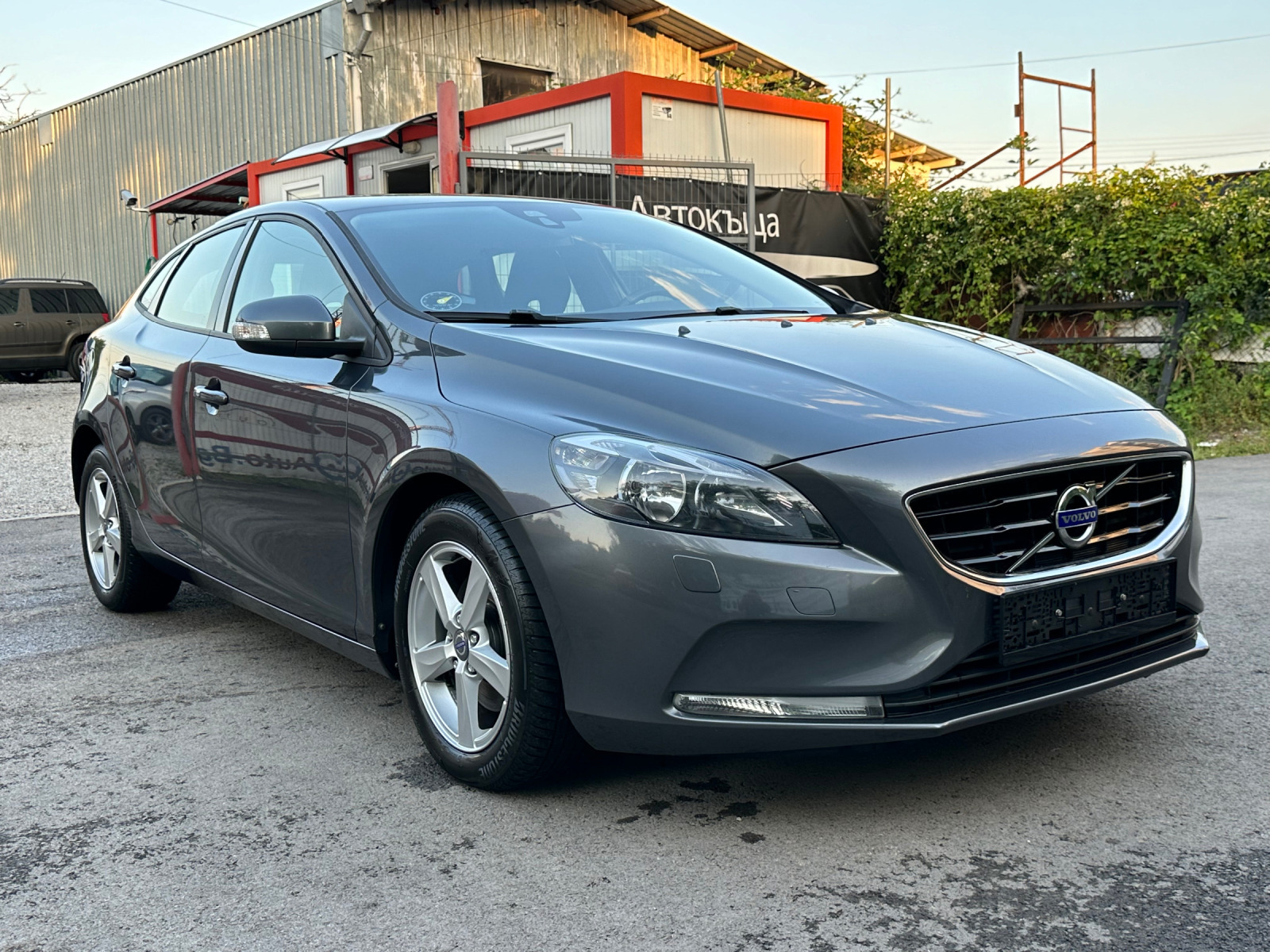 Volvo V40 T3 1.6i Бензин (150hp) 2013г. 203 000км . - [1] 