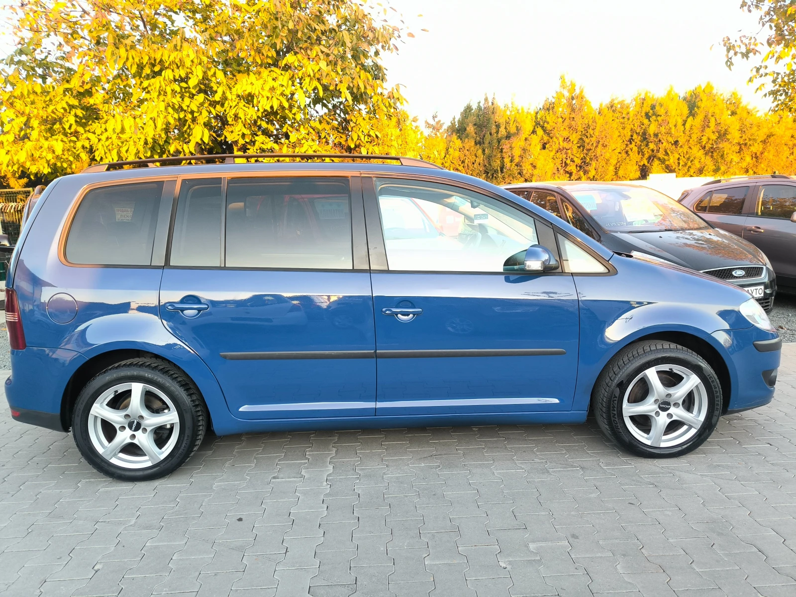 VW Touran 2, 0 ТDi-140k.c.6ckop.7места, НАВИГАЦИЯ - изображение 7