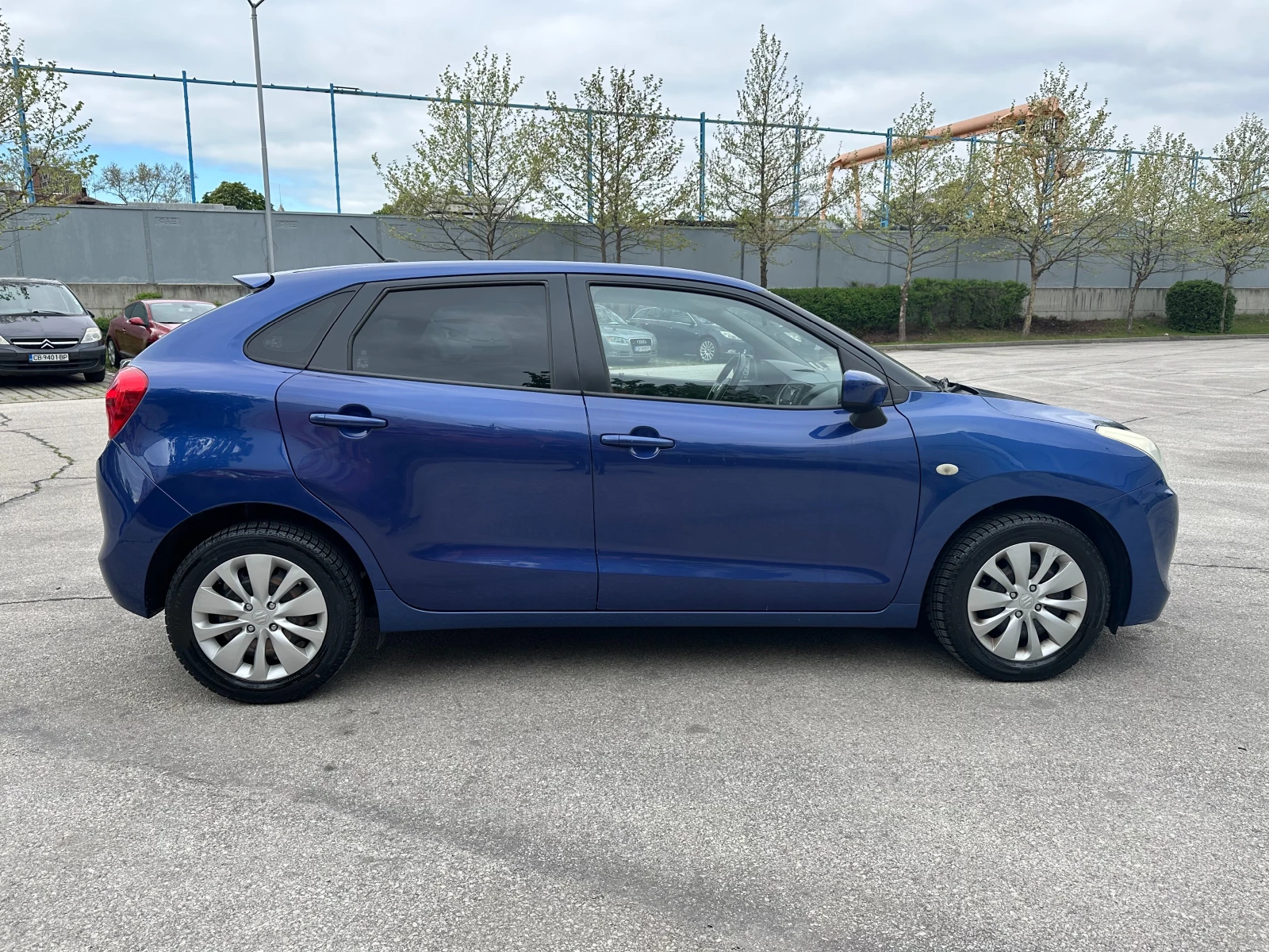Suzuki Baleno 1.2i 90 к.с. - изображение 5