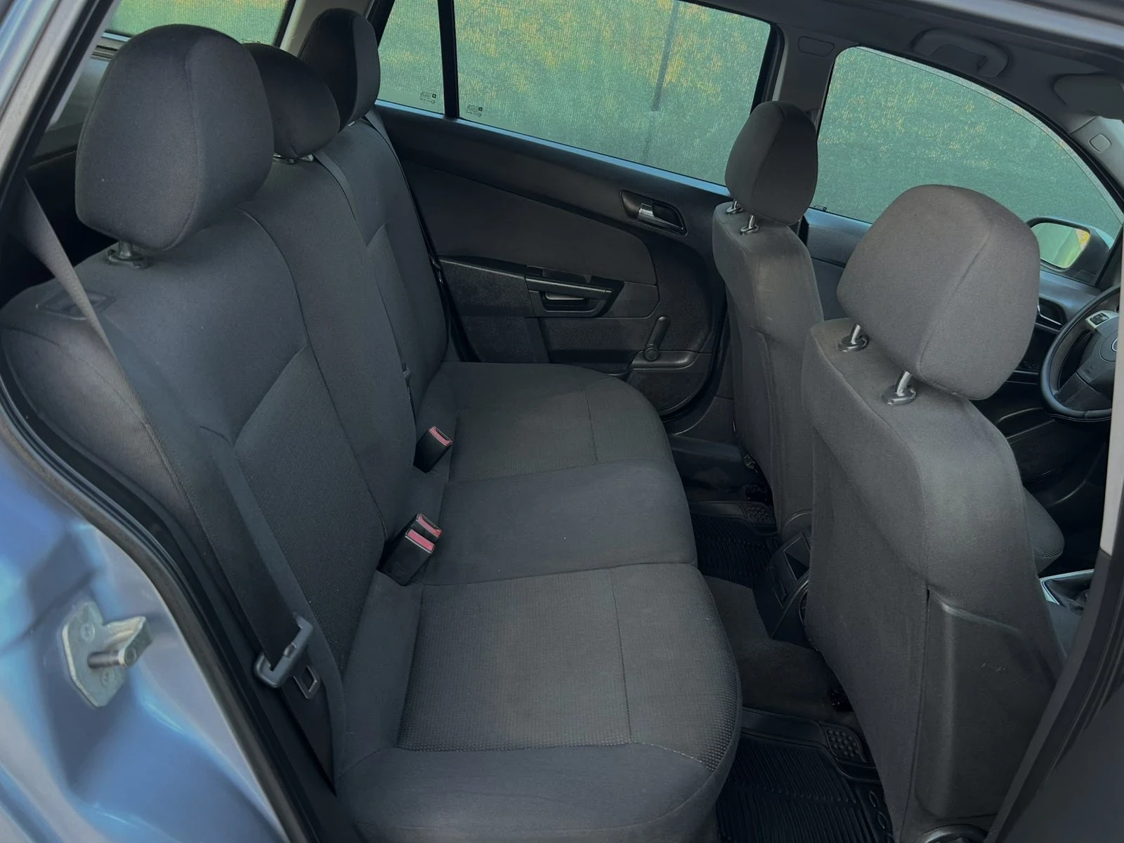Opel Astra 1.4i - изображение 8