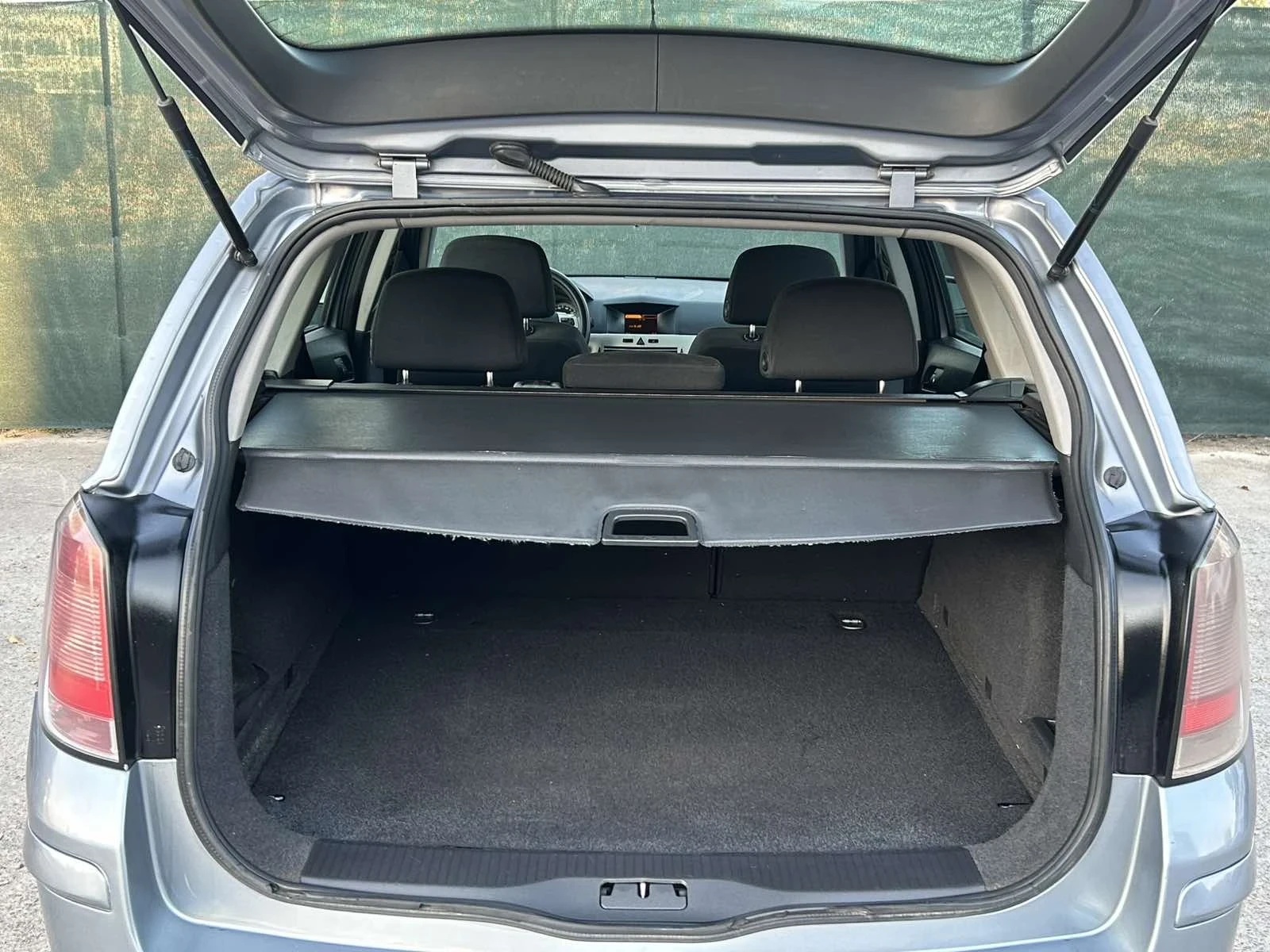 Opel Astra 1.4i - изображение 7