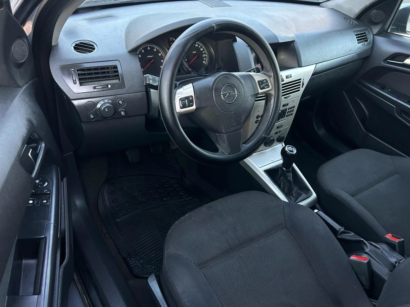 Opel Astra 1.4i - изображение 6