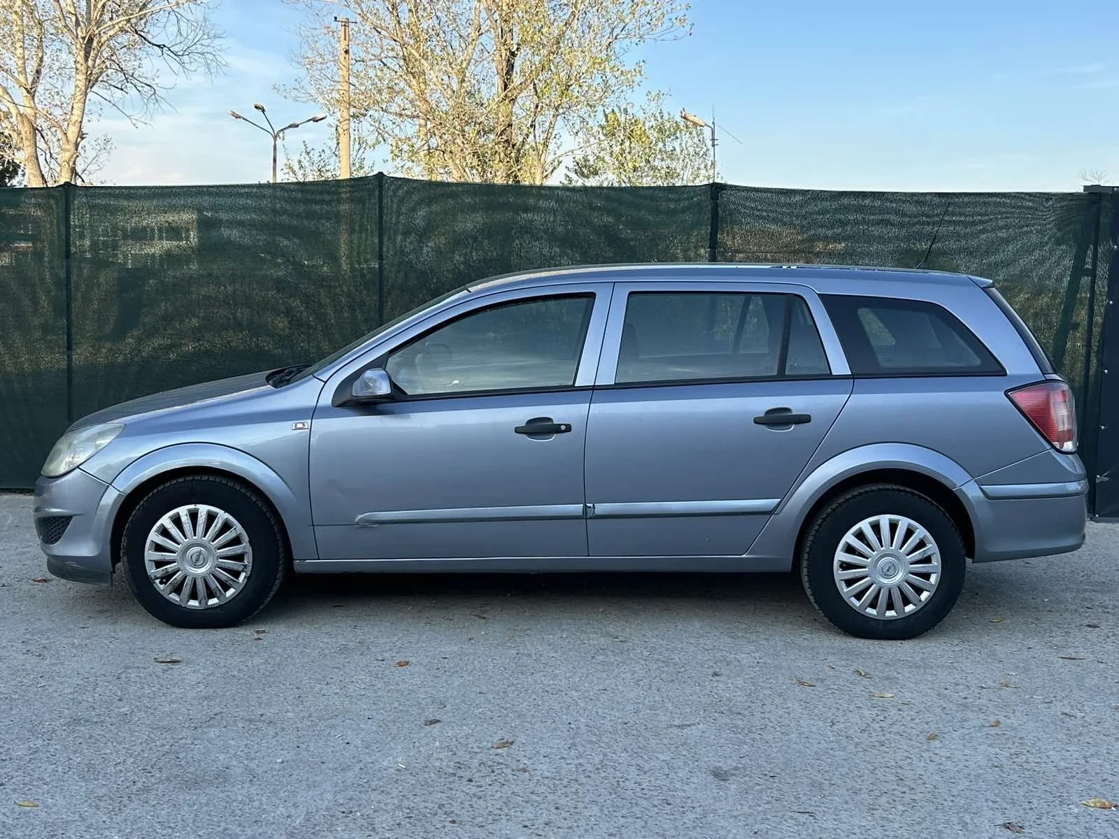 Opel Astra 1.4i - изображение 3