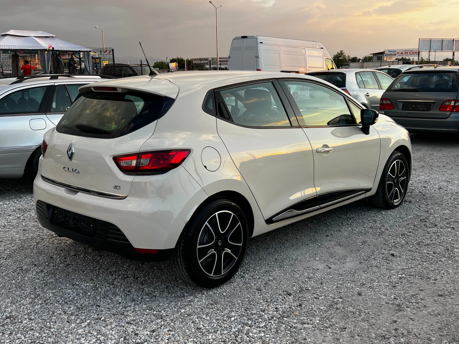 Renault Clio ЛИЗИНГ-НАВИ-КЛИМА-ТОП - изображение 4