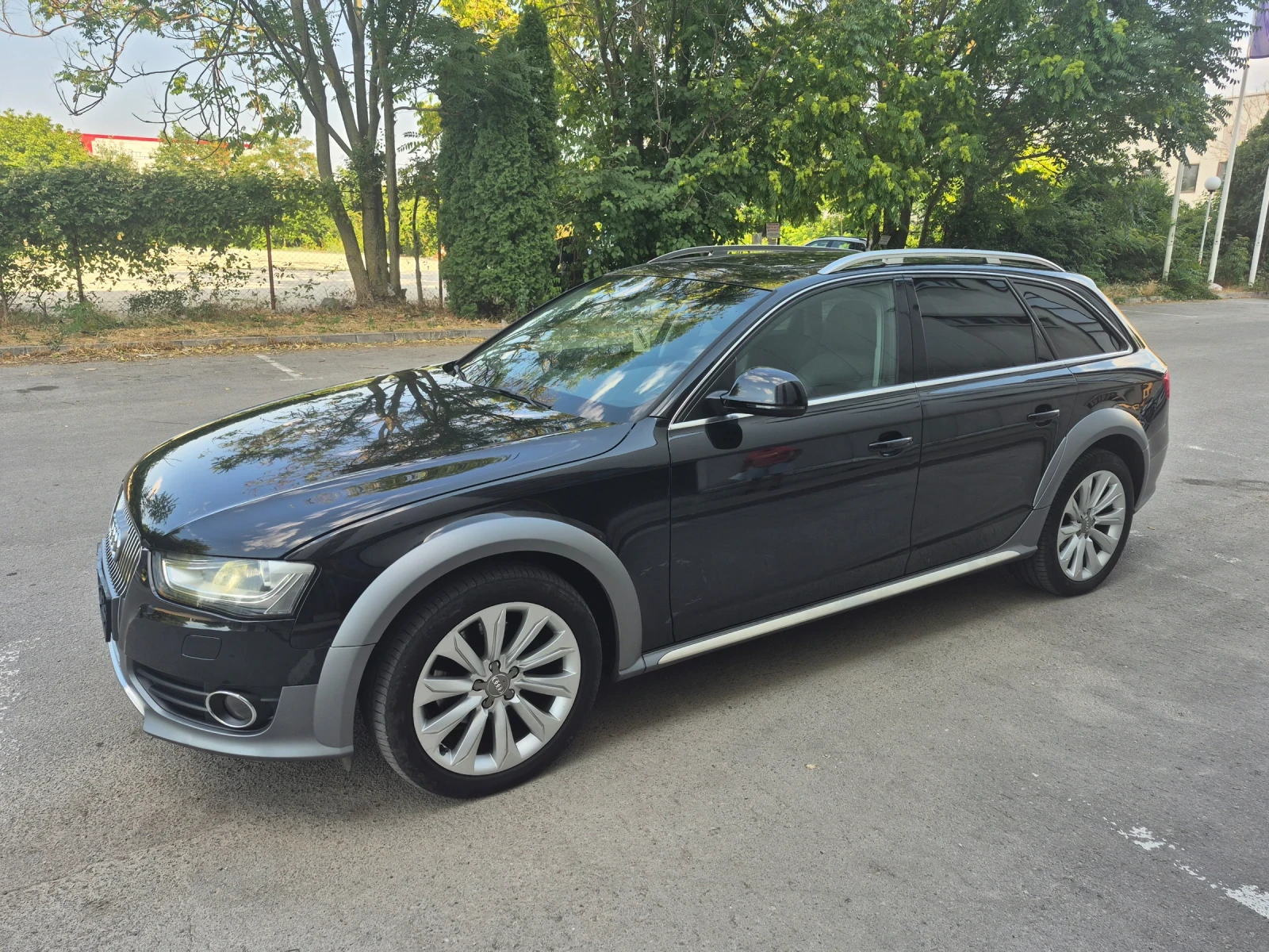 Audi A4 Allroad 2.0 QUATTRO  ALLROAD - изображение 2